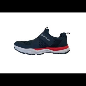 Echelon cycling shoes- Teal color